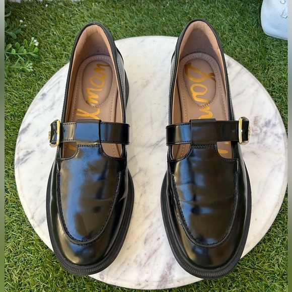 Sam Edelman
Elaina T-Strap Buckle Loafer Black Leather women Sz 8.5 gently used - Picture 8 of 16